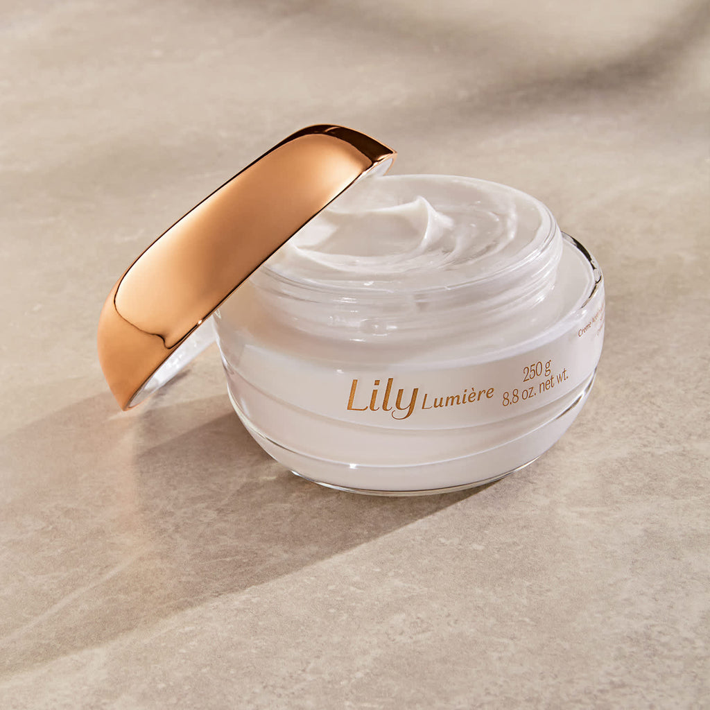 LILY LUMIÈRE Crème Acetinado