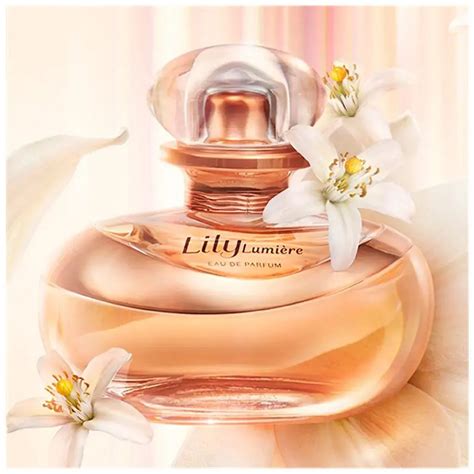 LILY LUMIÈRE Eau de Parfum - Flacon avec fleurs de lys