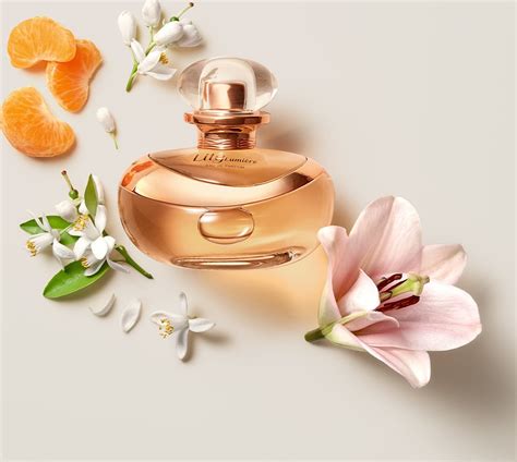 LILY LUMIÈRE Eau de Parfum - Notes d'agrumes et lys