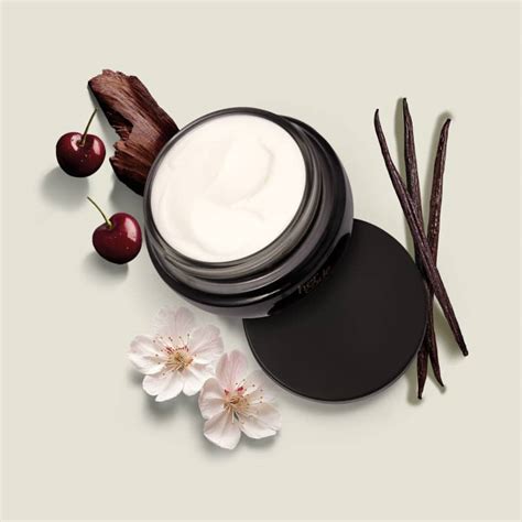 Her Code Creme Hydratante Veloutee 250g - O Boticario