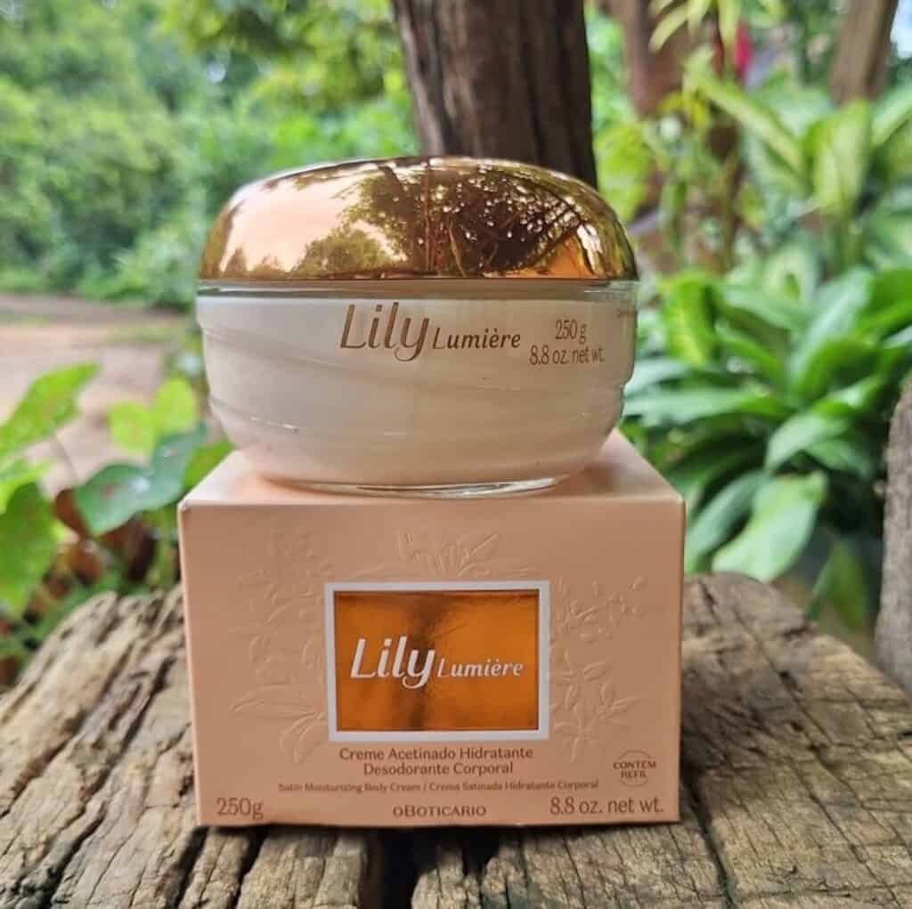 LILY LUMIÈRE Crème Acetinado